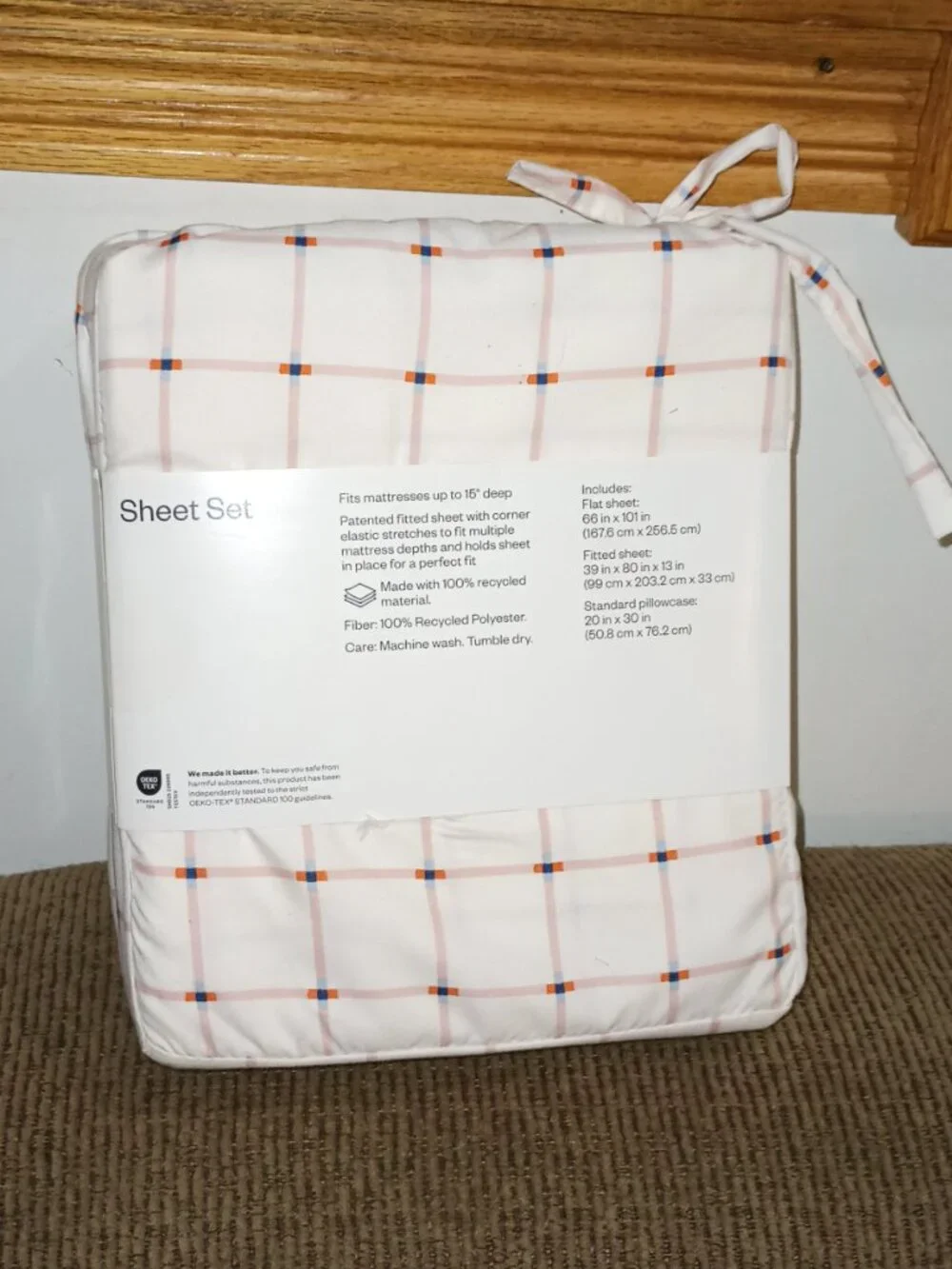 NEW Room Essentials™ Microfiber Sheet Set Twin/XL Twin Pink Grid